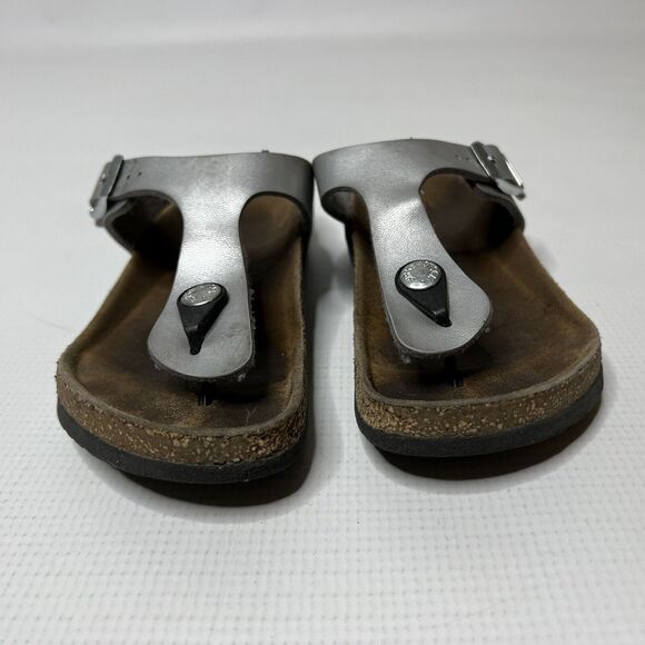Birkenstock Young Gizeh Silver Leather Sandals Size 31 EU 13 US Narrow Strap - Picture 6 of 9